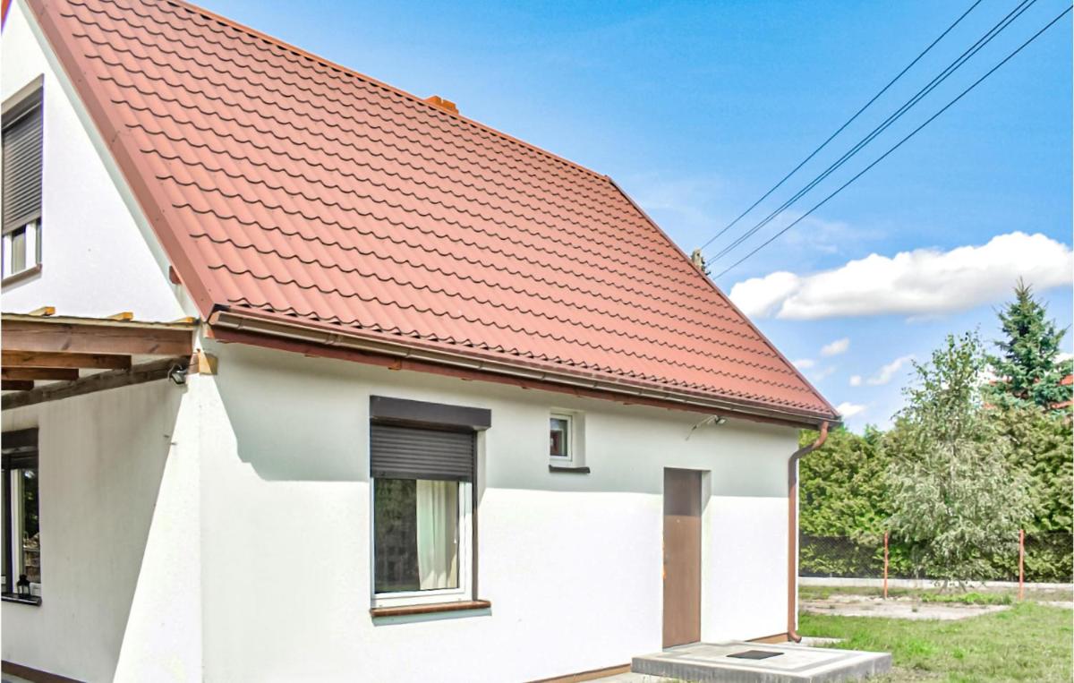 Amazing Home In Tlen With Kitchen