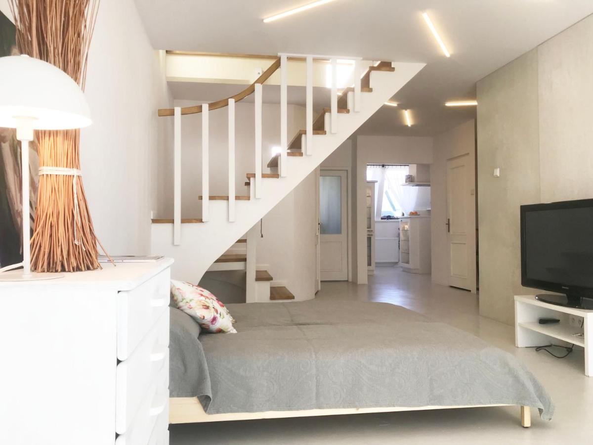 Apartament Blanko