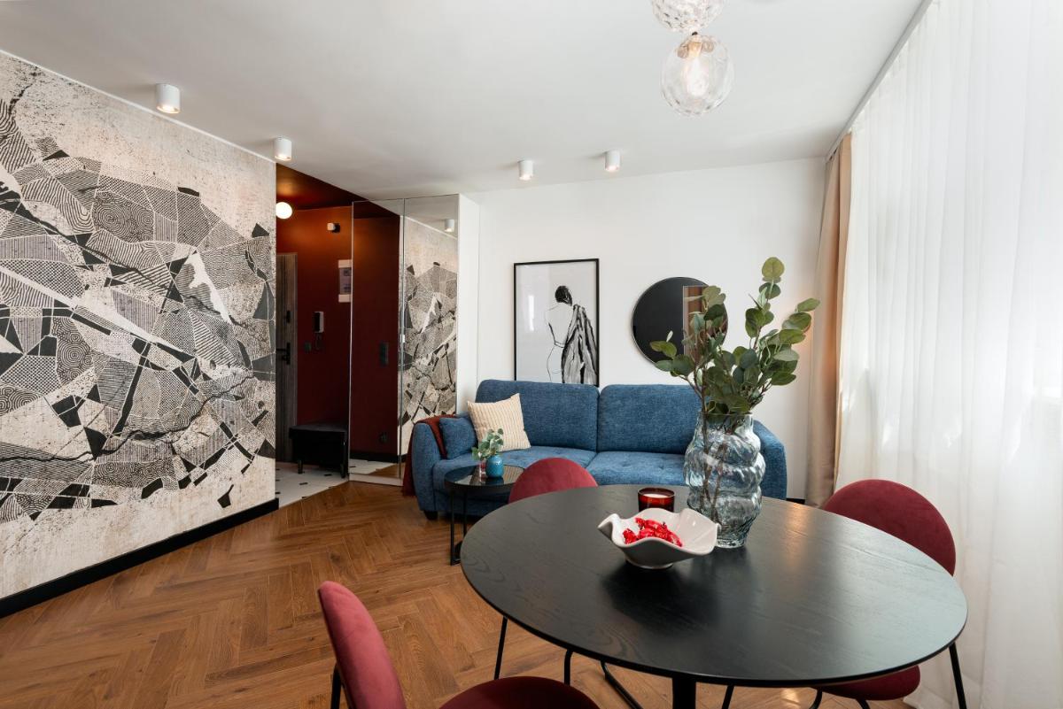 Apartament Crystal - darmowy parking, ścisłe centrum - by Kairos Apartments