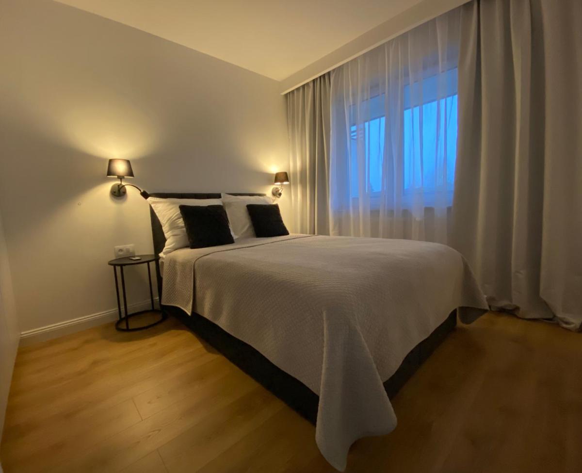 Apartament Dekerta free garaż, duży taras, smart tv