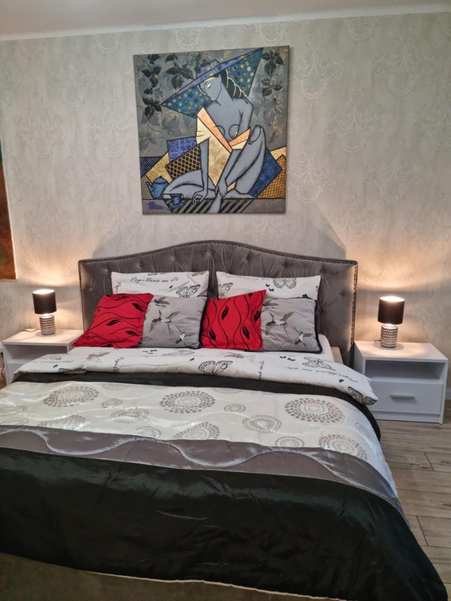 Apartament Golden Five