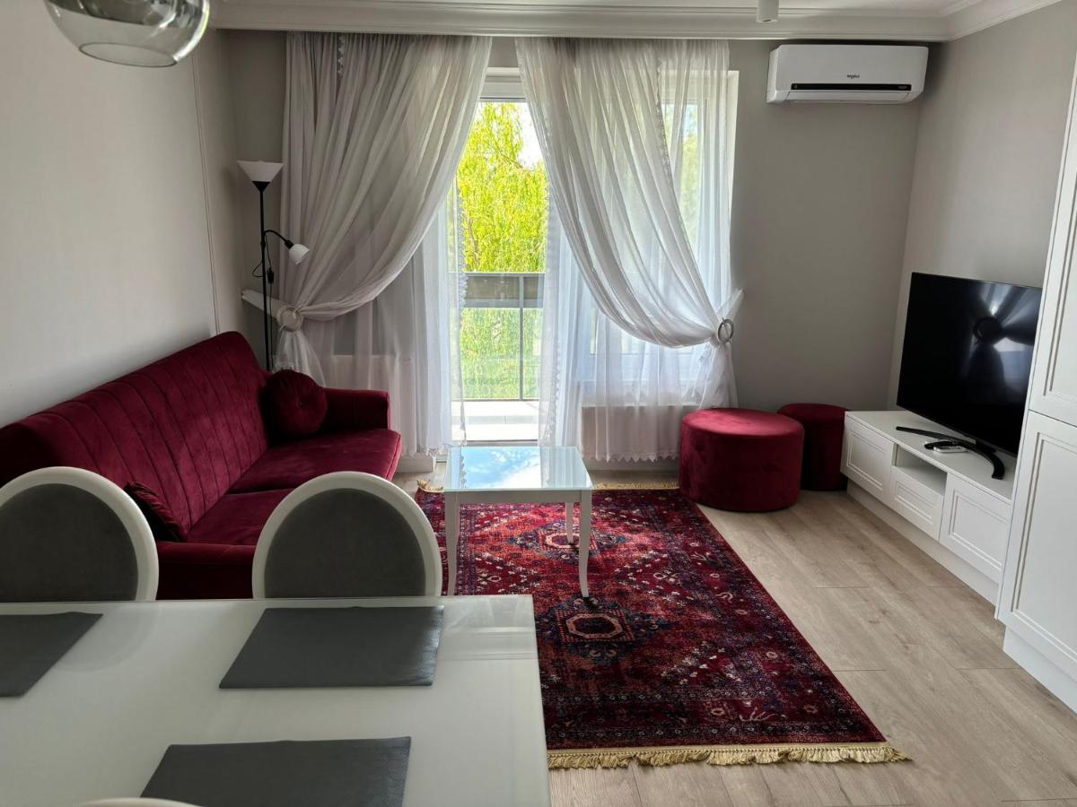 Apartament komfortowy z dwoma sypialniami i duzym balkonem