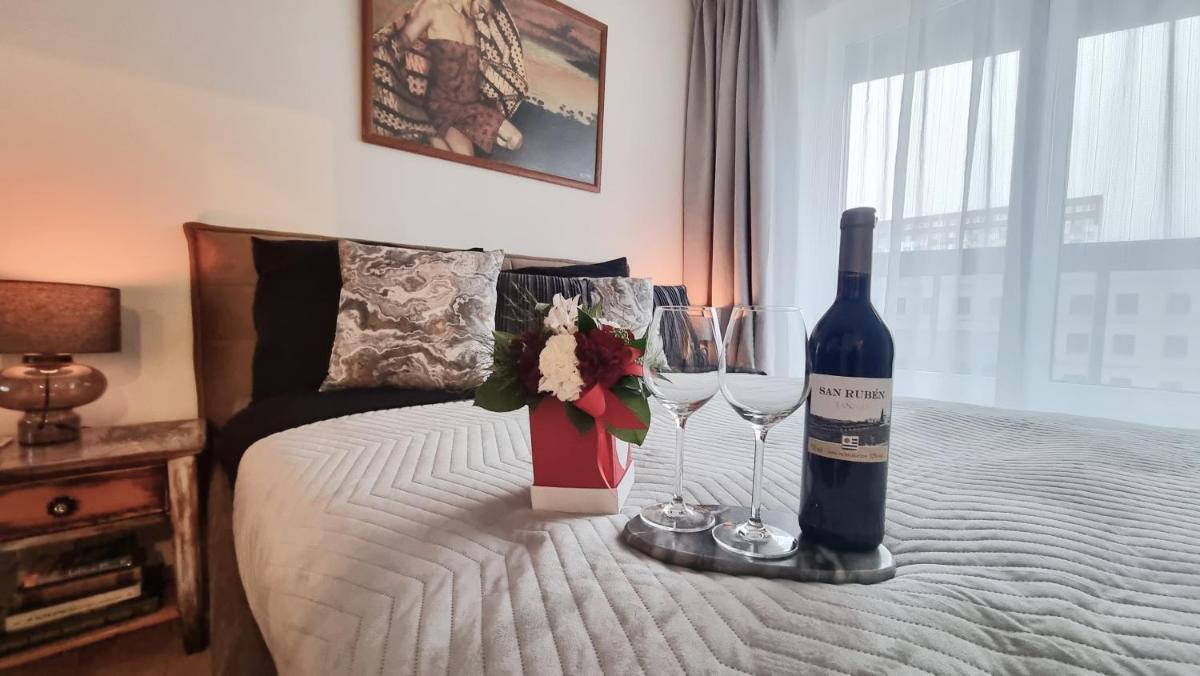 Apartament Pełen Życia