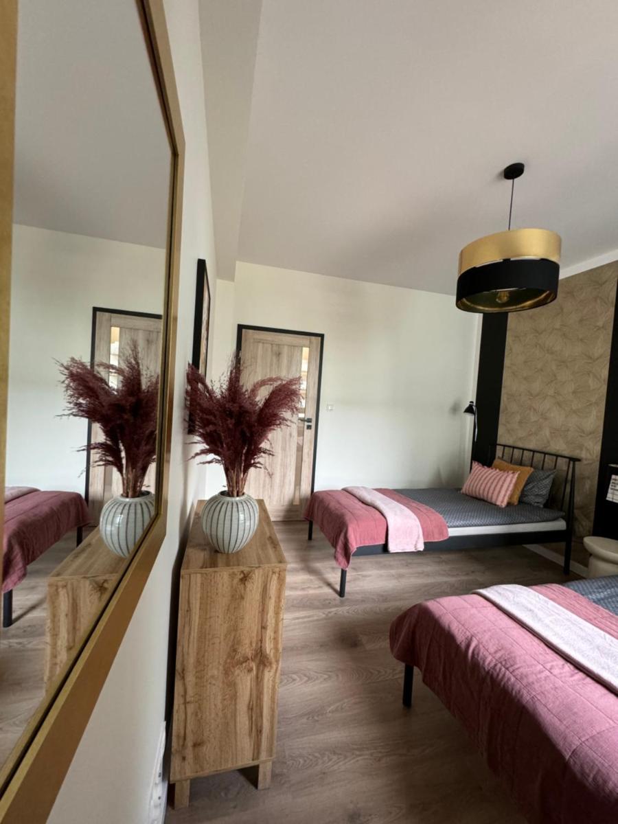 Apartament Pileckiego 7b/37