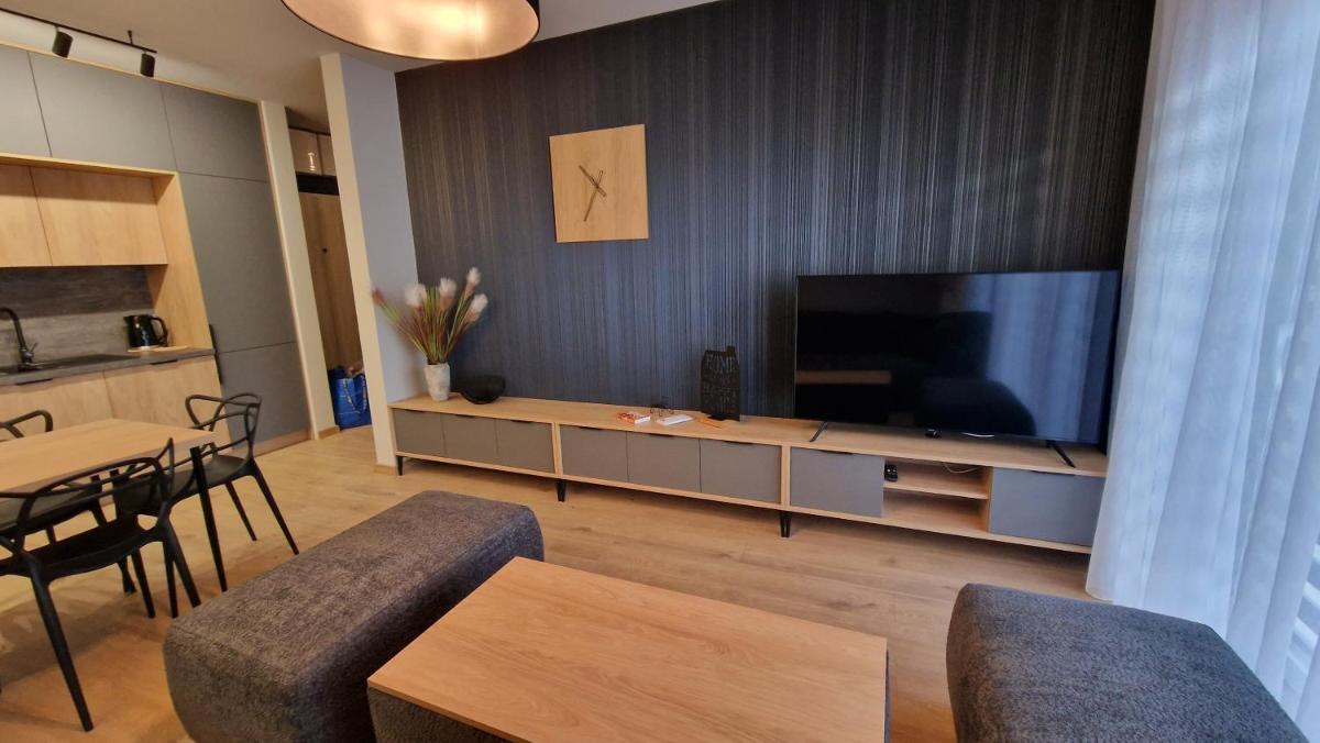 Apartament SALONET Airport & MTP