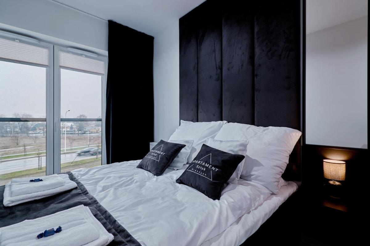 Apartament Sztuk Pięknych 10