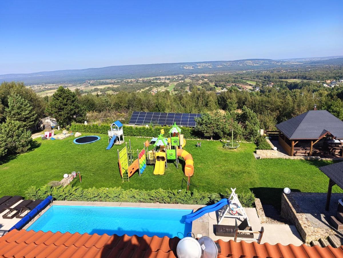 Apartamenty Pod Łysicą & SPA - przy stoku, basen, jacuzzi, sauna