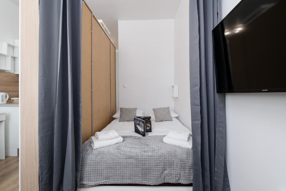 Apartment Czeremchowa in Poznan by Renters