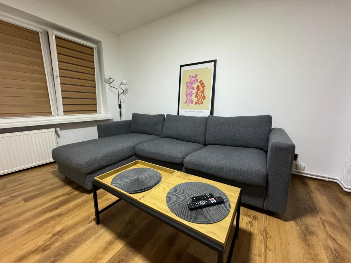 ApartmentsByMatyrafa-X