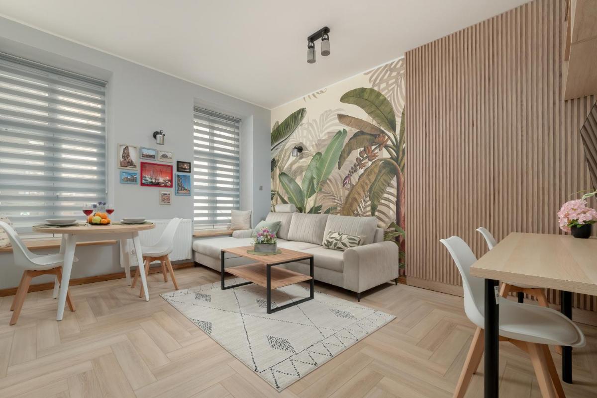 Beautiful Apartment for 2 NaFabrycznej by Renters