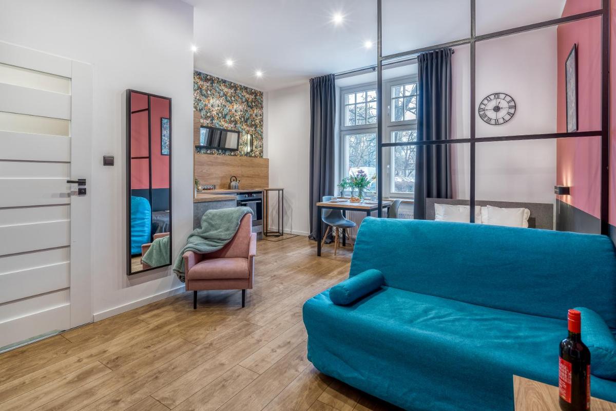 Best4Stay Apartment - z prywatnym parkingiem, przy Bulwarze Wiślanym