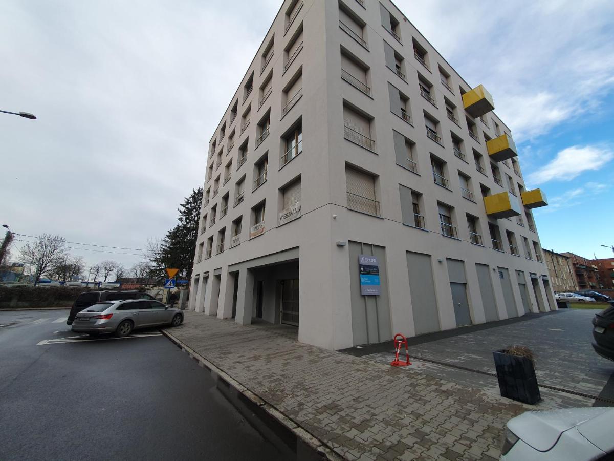 City Lux Apartament Free Parking