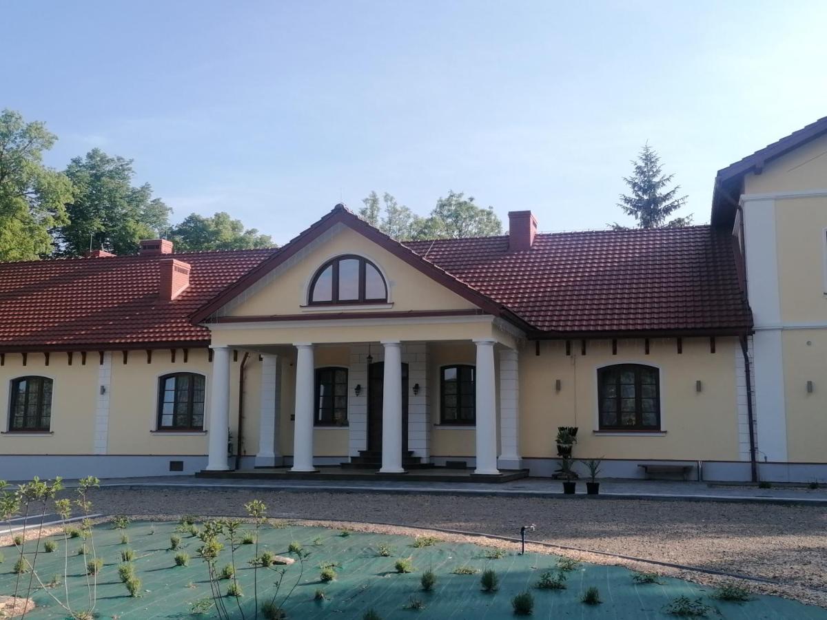 DOM WESELNY 'DWÓR W JUROWCACH'