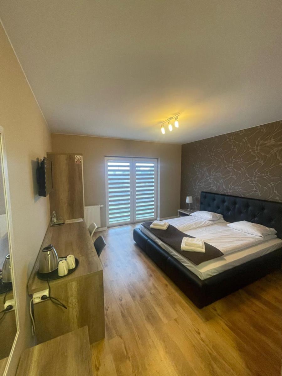 Hotel Pod Strzechą