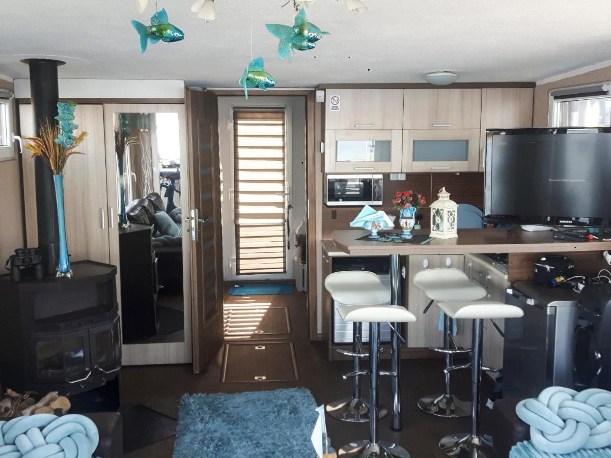 Houseboat Izabela
