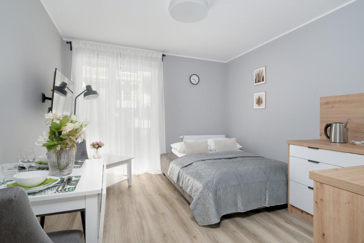 Jasny & Elegancki Apartament typu Studio z Tarasem by Renters