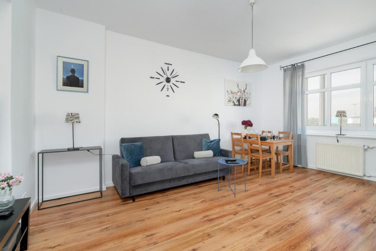 Konarskiego Apartament blisko Jeziora Maltanskiego by Renters