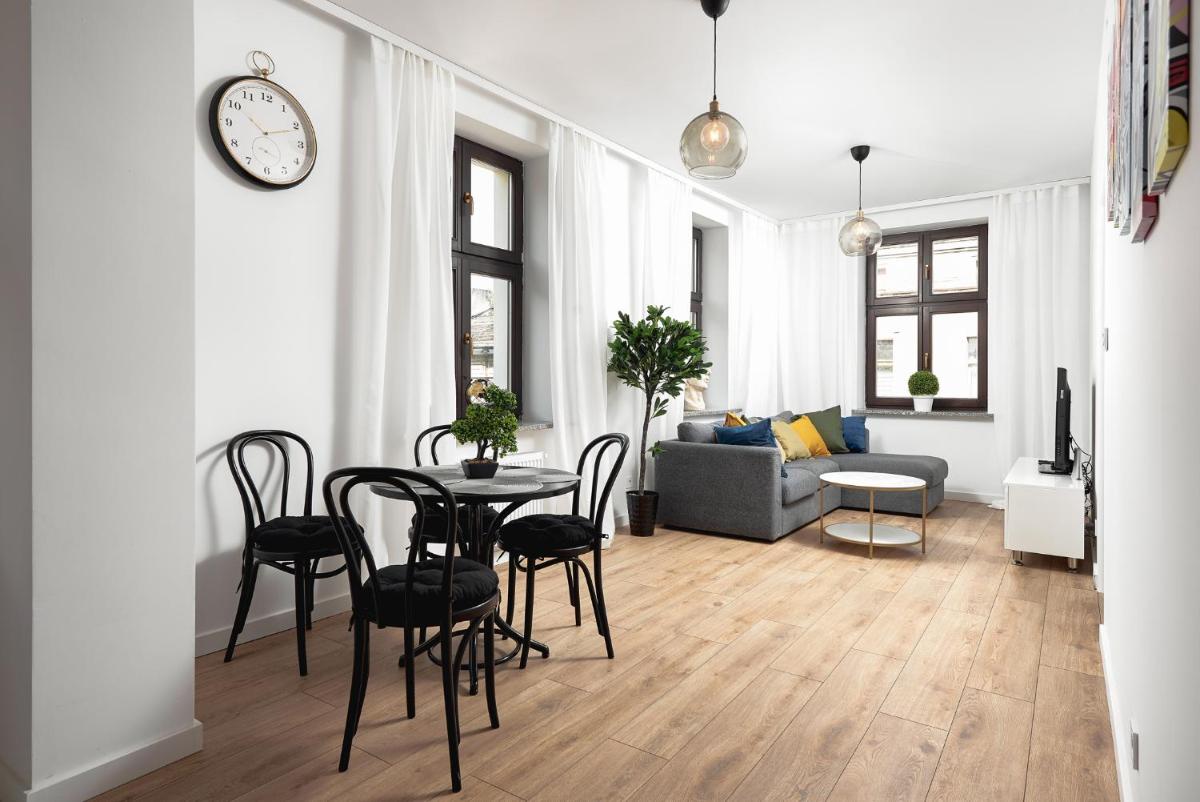 Lumina 2-room apartment near Fabryczna