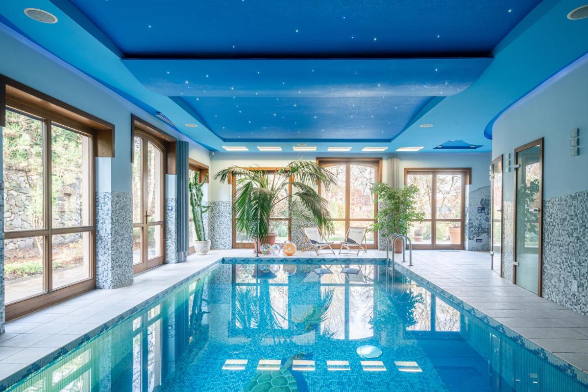 LUX VILLA Swimming pool-Tennis court-Home cinema