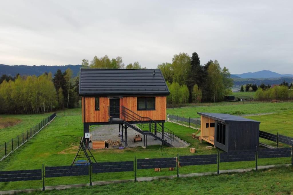Natur House Beskidy - dom z drzewa księżycowego z SAUNĄ i BALIĄ Jacuzzi!!