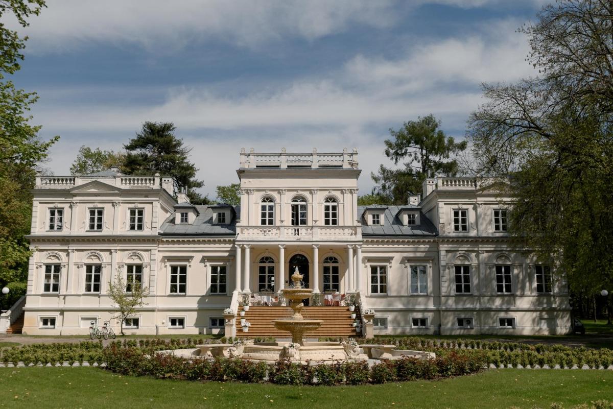 Pałac Chojnata