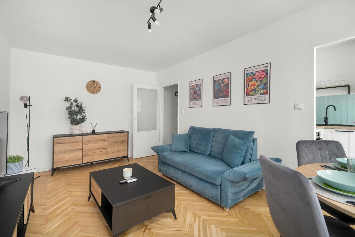 Rodzinny Apartament Obok Parku w Poznaniu by Renters