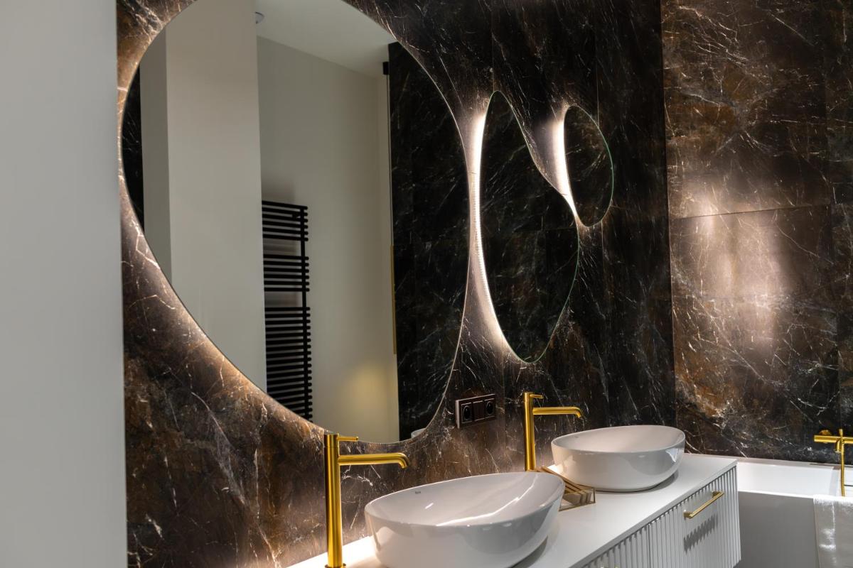 Srebrna Luxury Apartments - willa fabrykancka