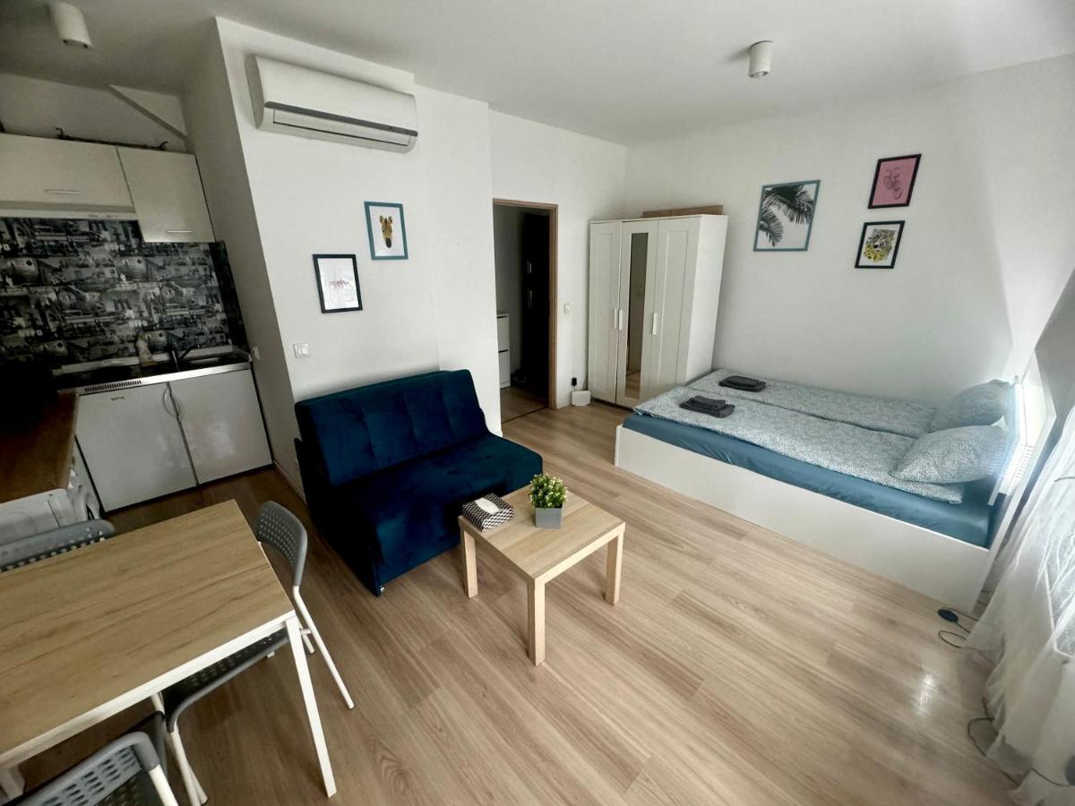 Studio Parys z klimatyzacją na parterze - Tanie Nocowanie - Darmowe Parkowanie - self check in