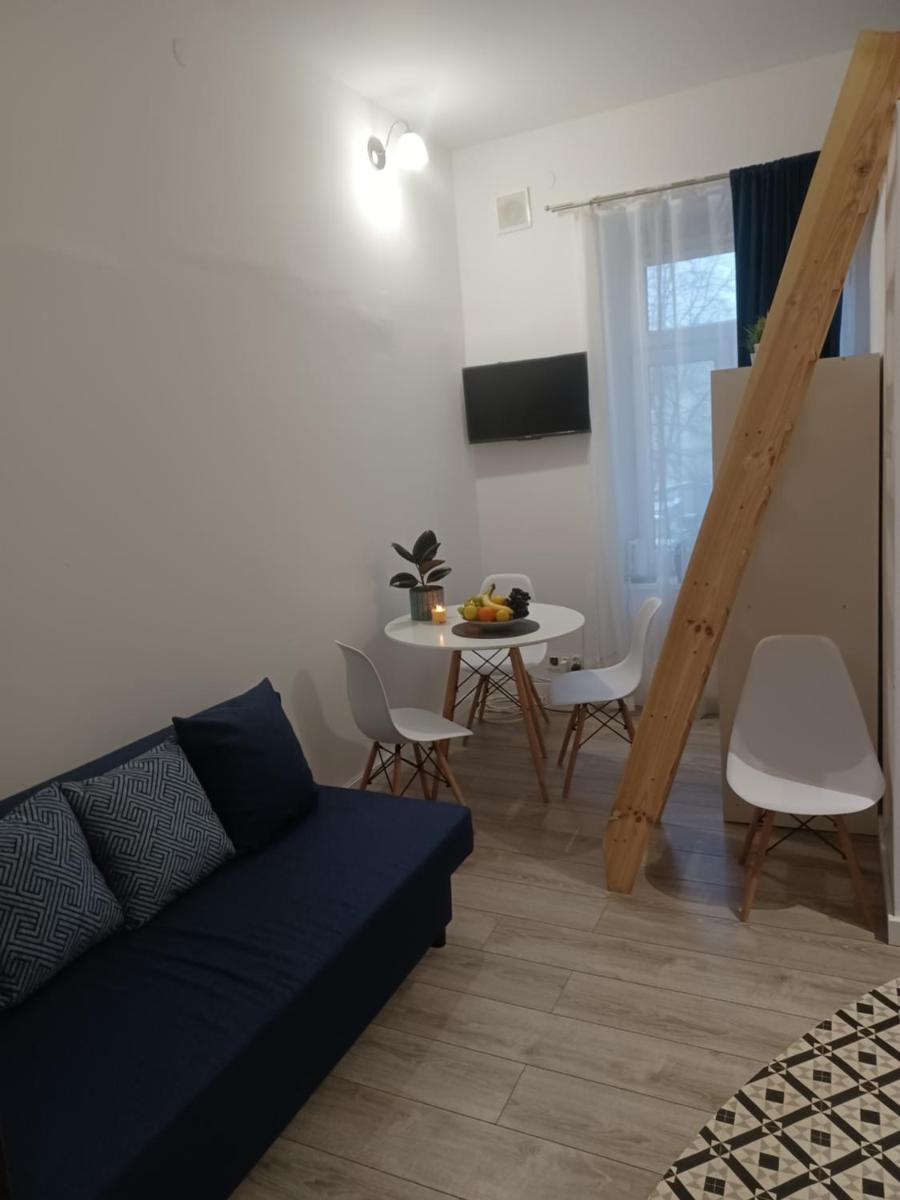 Studio Pomorska 22