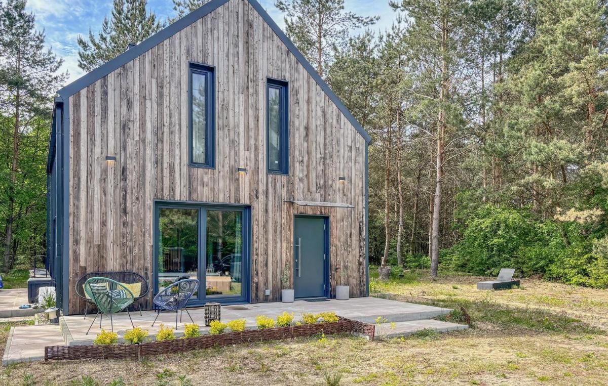 Cozy Home In Jamielnik With Kitchen