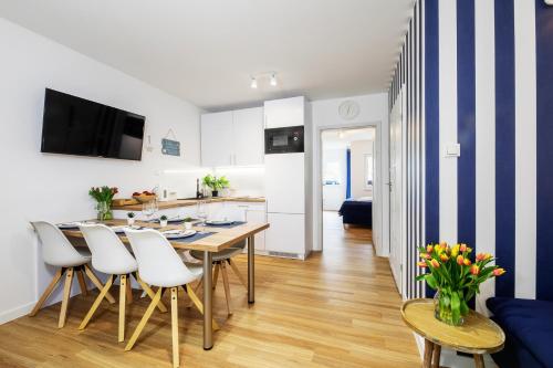 Apartament 11B Niebieskie Apartamenty Poddąbie dawniej Blue Marine z basenem krytym, odkrytym, salą zabaw, animacjami