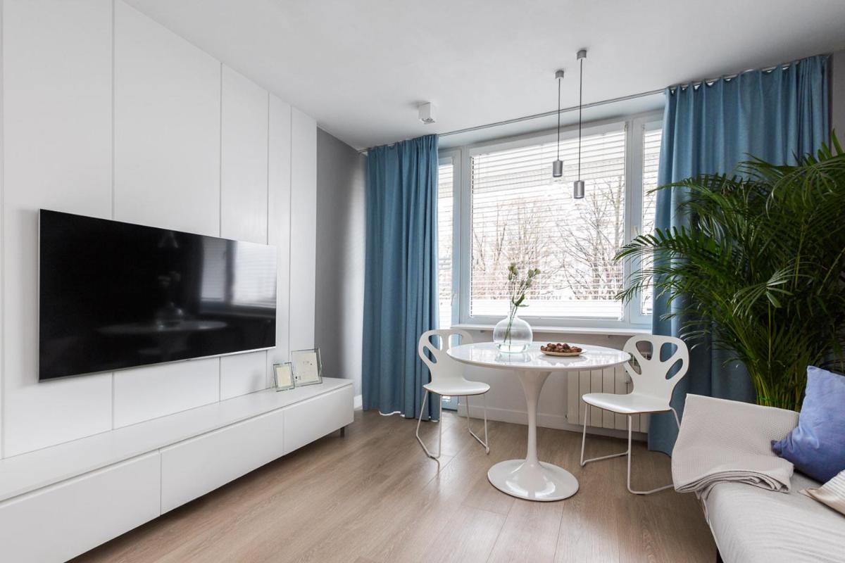 Apartament Bielany 3 min from metro with 5-meals per day diet catering, air conditioning and free parking