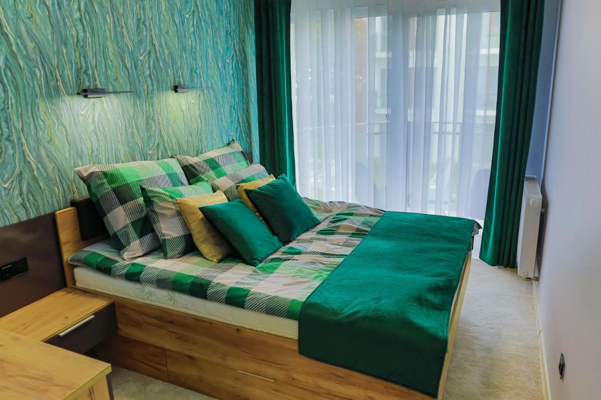 APARTAMENT ELEGANCE GREEN w Let's Sea
