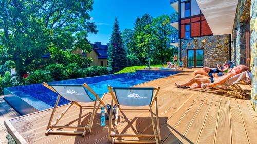 Apartament B23 Green Resort z Basenem, Sauną, Jacuzzi, Siłownią - 5D Apartments
