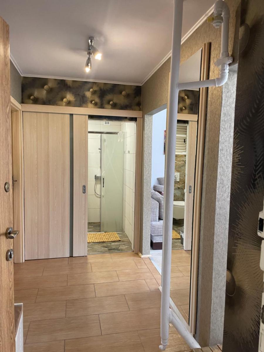 Apartament Lopuskiego 16