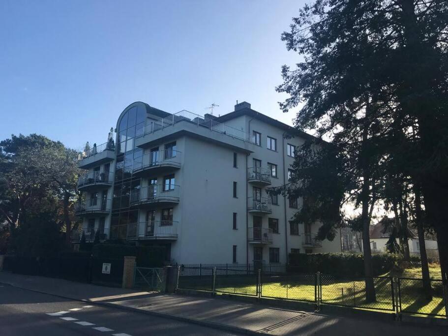 Apartament przy promenadzie i morzu z balkonem