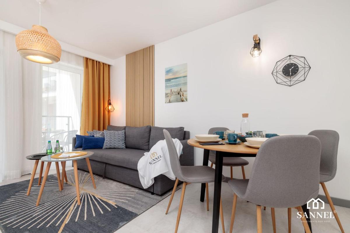 Apartament Sun z basenem-Pobierowo Baltic Apartments-SANNEL Apartments for rent