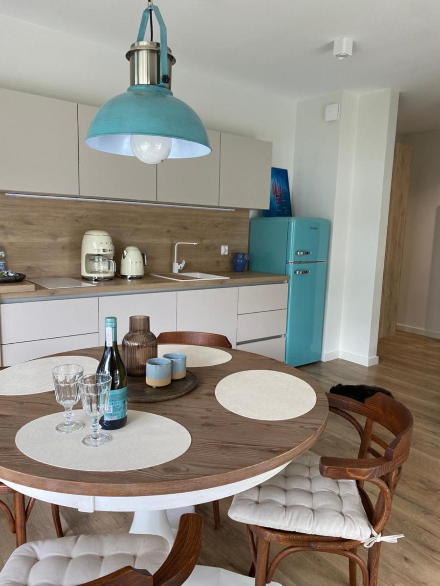 Apartament SZAFIROWY SEN z widokiem na morze