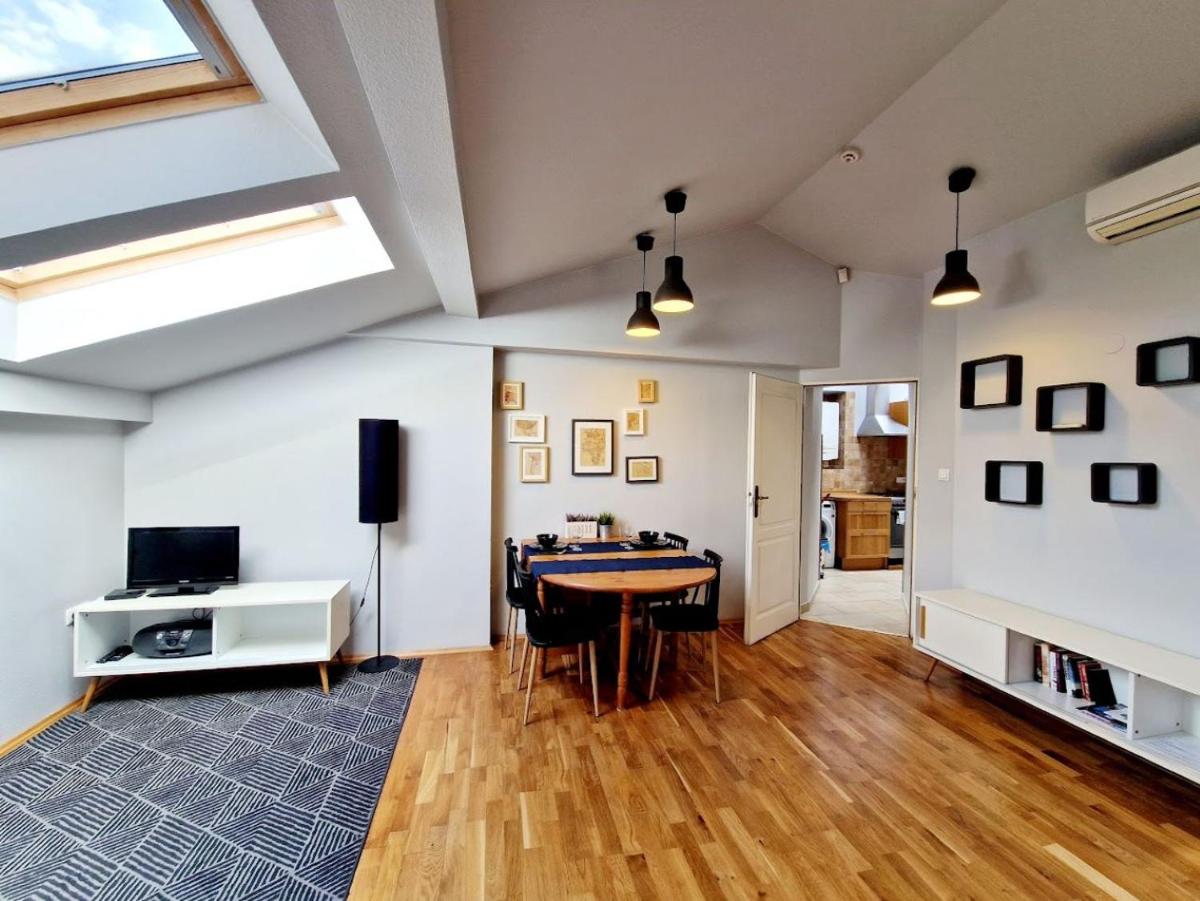 Zulu Apartments Old Town