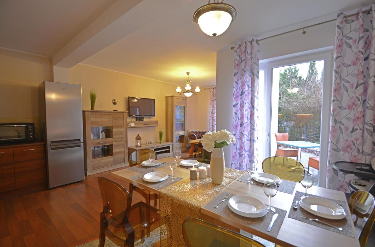 Apartamenty Bryza-Komandorska 3E- Family Home - Parking
