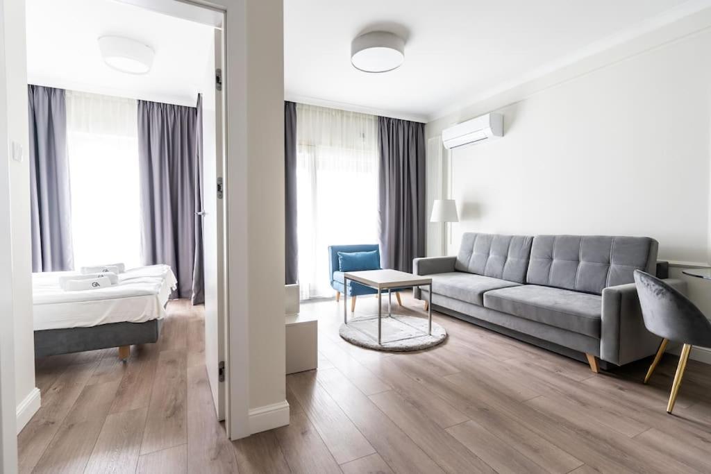 Apartamenty Mennica Residence dla 20 osób