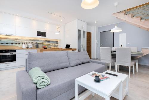 Batorego 7 Gdynia Apartments by Noclegi Renters