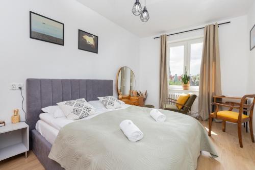 Apartment Podwale Staromiejskie Gdańsk with Balcony by Noclegi Renters