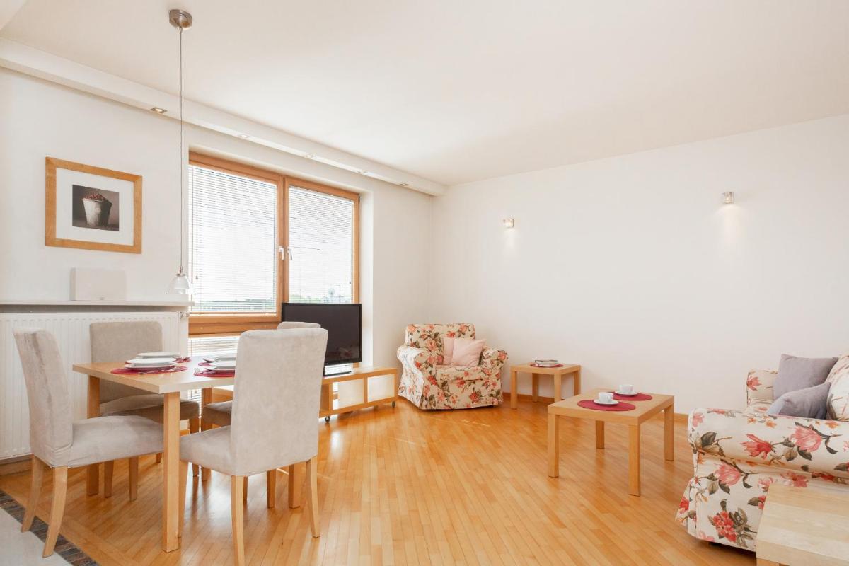 Apartment Warsaw Wilanowska by Noclegi Renters