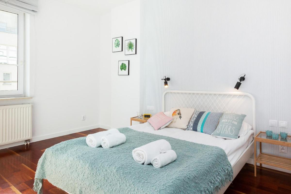 Apartments Warsaw Żelazna by Noclegi Renters
