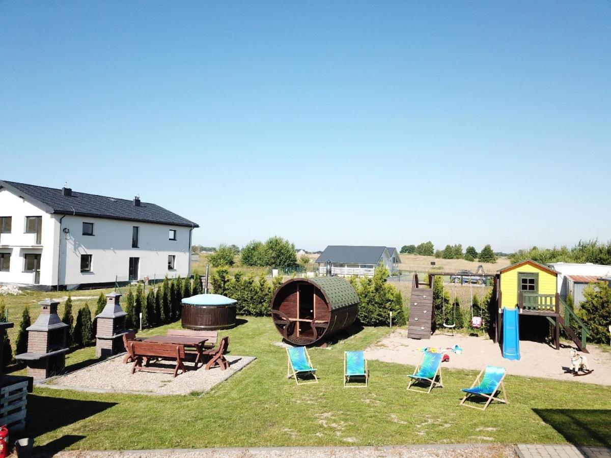 Appartement in Paprotno mit gemeinsamem Pool, Grill und Terrasse