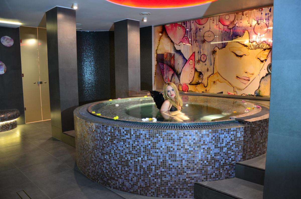 Hotel Azalia & Spa