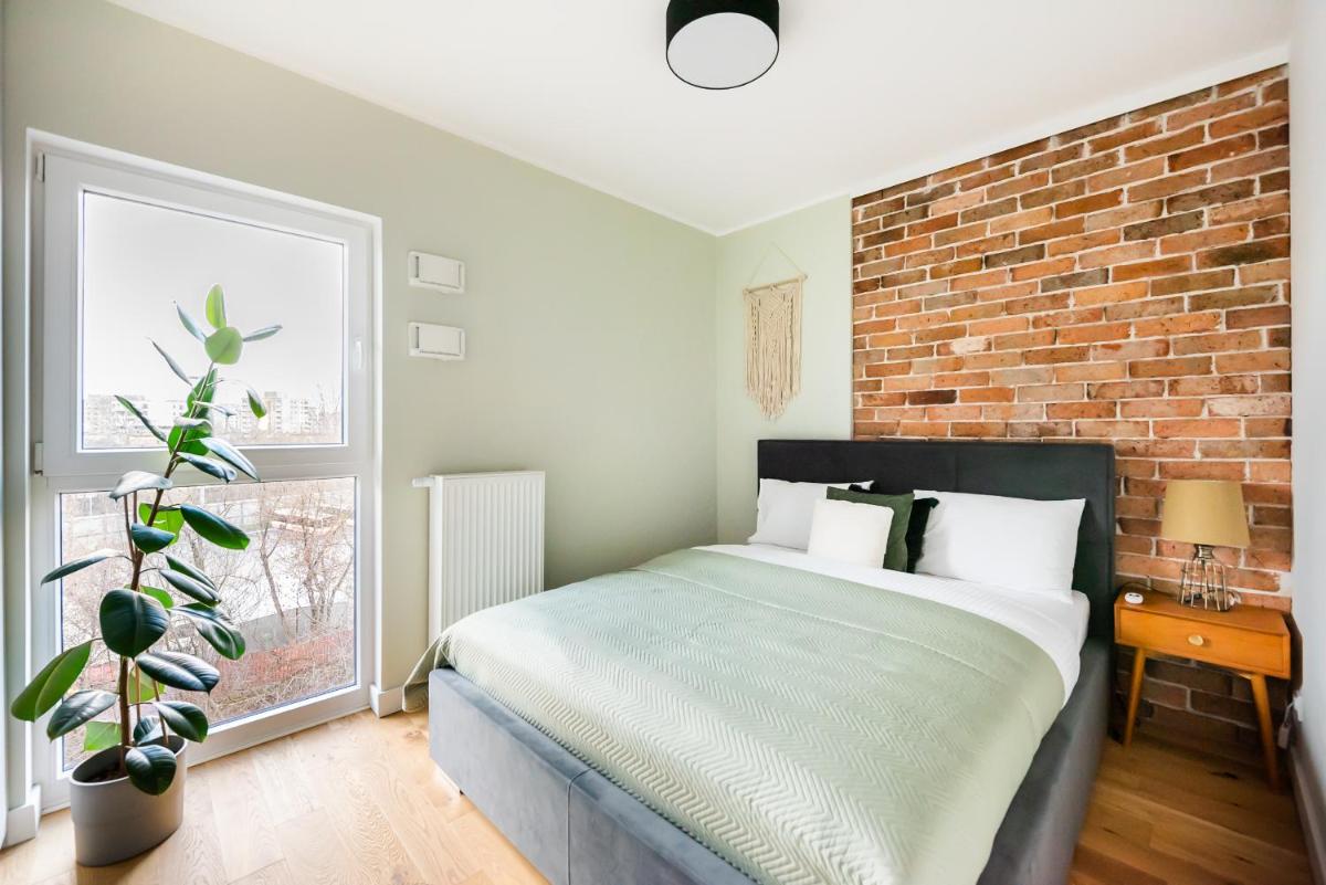 Bohema Place - Metro Szwedzka Apartment