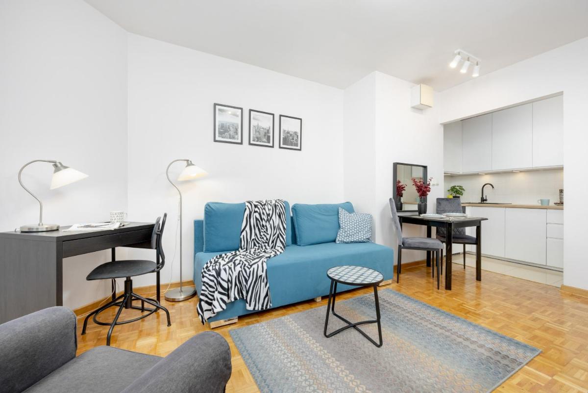 Bukowińska Apartments with Balcony and Parking and Swimming Pool by Noclegi Renters
