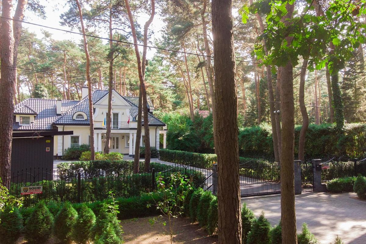 Comfortable 4 bedroom villa outdoor wood-fired sauna Warsaw